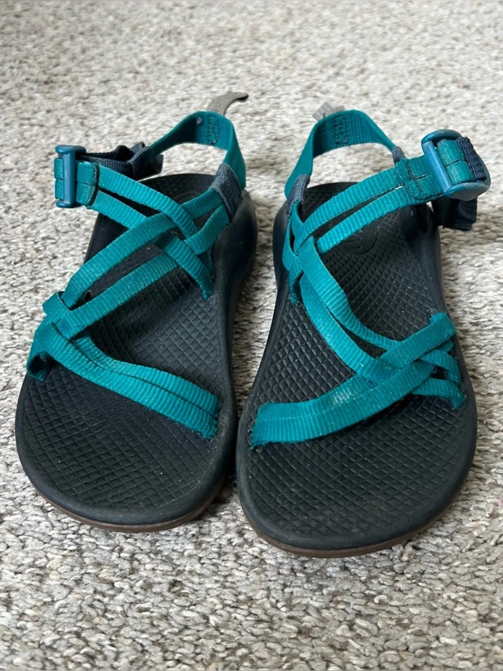 Chaco Kids Teal and Black Sport Sandals Size 1